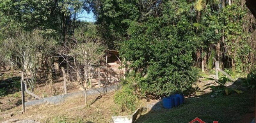 Oportunidade única em meio à natureza!