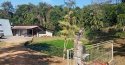 Oportunidade única em meio à natureza!