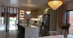 Casa em localização Privilegiada