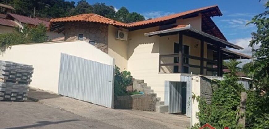 Casa com potencial de Investimento