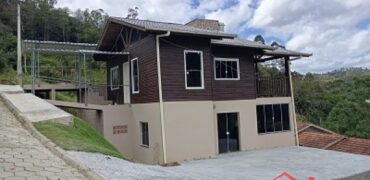 Casa Nova no Centro de Ibirama