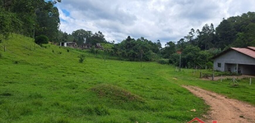 🌄 Um verdadeiro refúgio em meio à natureza!