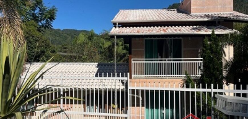 🏡✨ CASA COMPLETA COM PISCINA E MÓVEIS SOB MEDIDA! ✨🏡