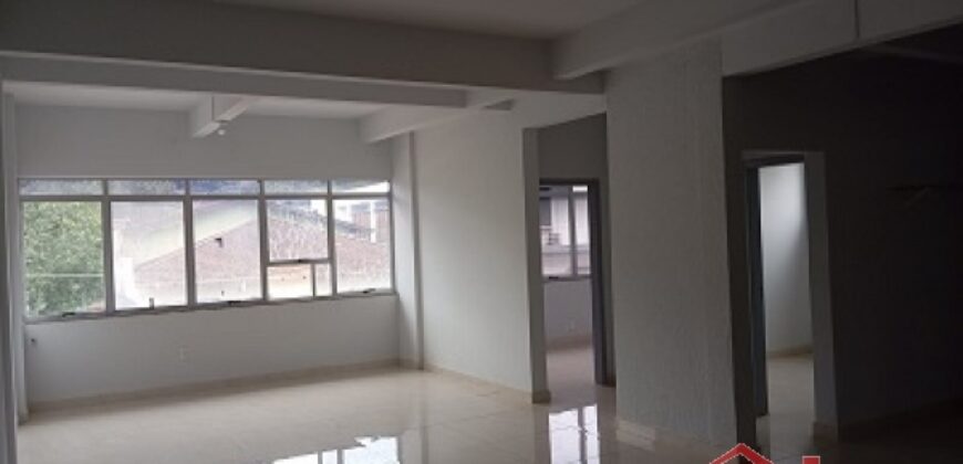 🏢✨ APARTAMENTO NO CENTRO DE IBIRAMA! ✨🏢