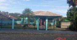 ✨ Encante-se com este imóvel completo em meio à natureza!