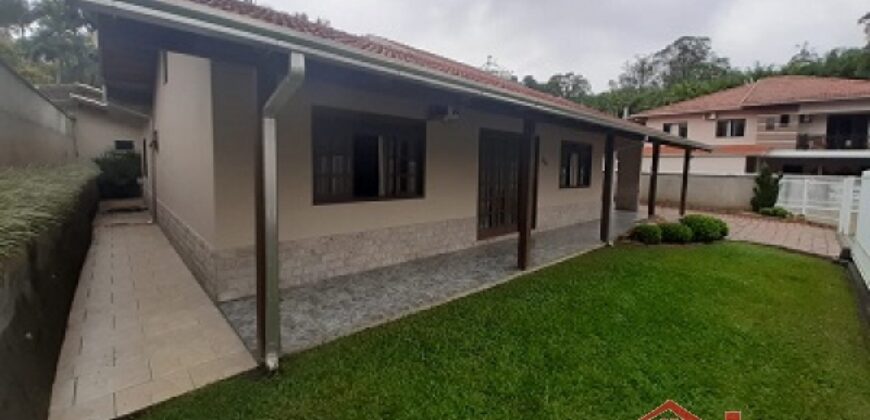 🏡✨ Casa com Piscina no Bairro Operário – Conforto e Lazer Completo!