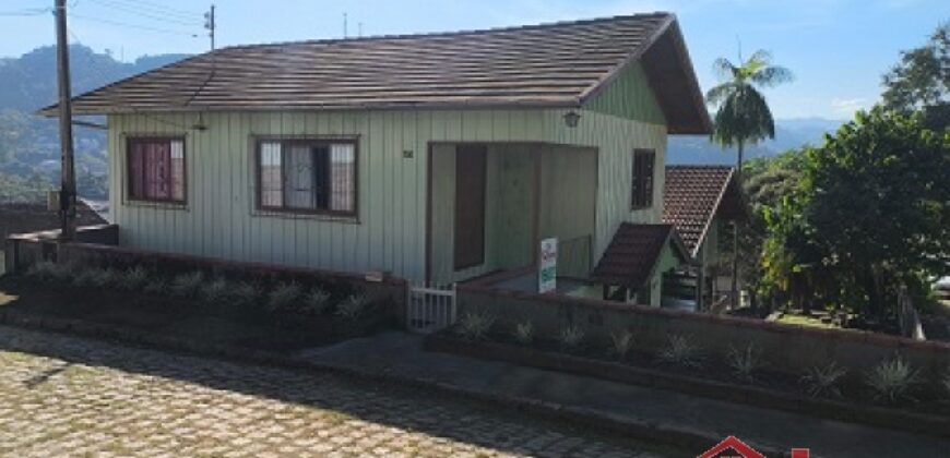 🔥 CASA NO CENTRO DE IBIRAMA – ESPAÇOSA E COM ÓTIMO PREÇO 🔥