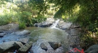 Seu refúgio no campo espera por você!