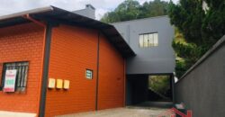 Galpão + 2 Apartamentos- Excelente Oportunidade!