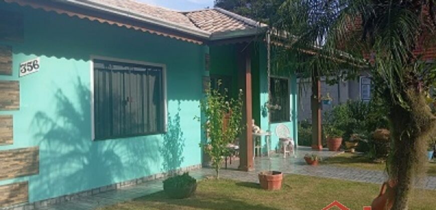 ✨ Encante-se com este imóvel completo em meio à natureza!