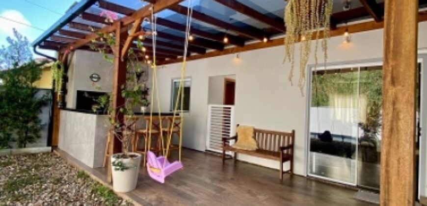 🏡 Casa de Excelente Padrão à Venda no Centro de Ibirama! 🌟