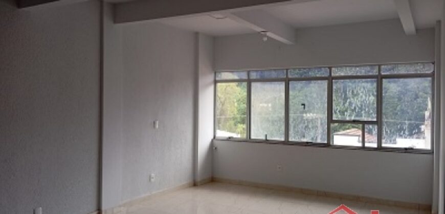 🏢✨ APARTAMENTO NO CENTRO DE IBIRAMA! ✨🏢