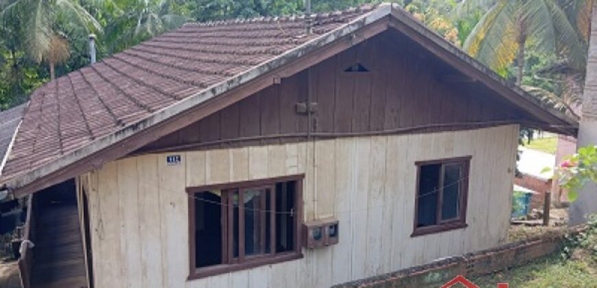 Casa Mista na Rua João Aurich