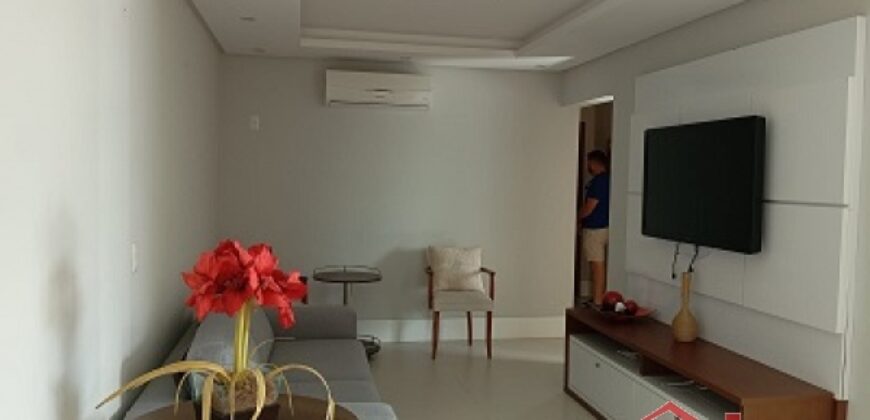 🏙️✨ Cobertura Exclusiva à Venda em Ibirama – Ponto Chic