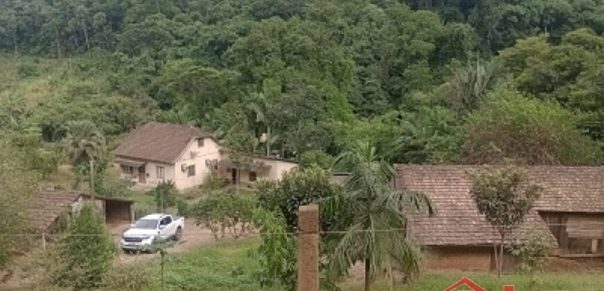 Seu refúgio no campo espera por você!