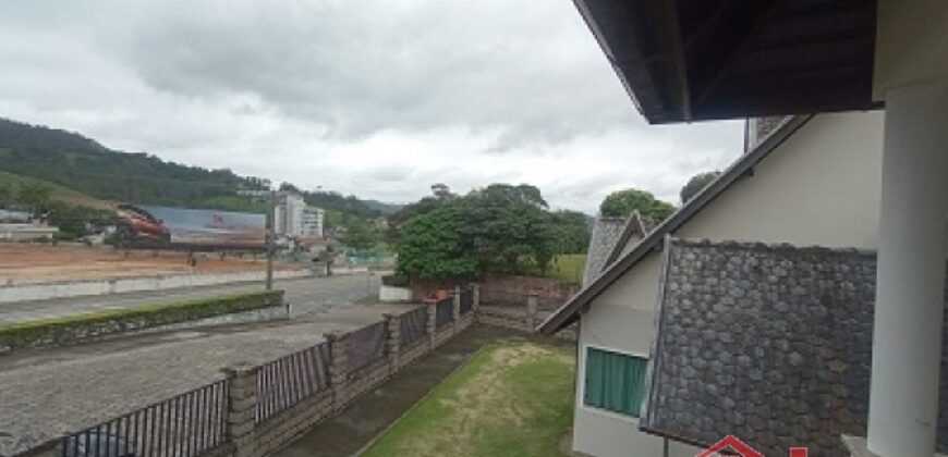 🏰✨ Castelo Exclusivo à Venda – Um Imóvel Único em Apiúna!