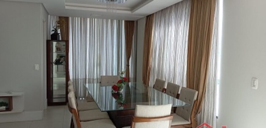 🏙️✨ Cobertura Exclusiva à Venda em Ibirama – Ponto Chic