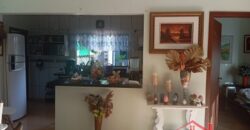 ✨ Encante-se com este imóvel completo em meio à natureza!