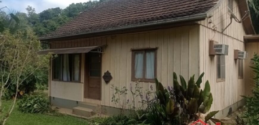 Seu refúgio no campo espera por você!