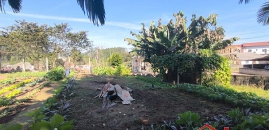 Moradia + Espaço Comercial!