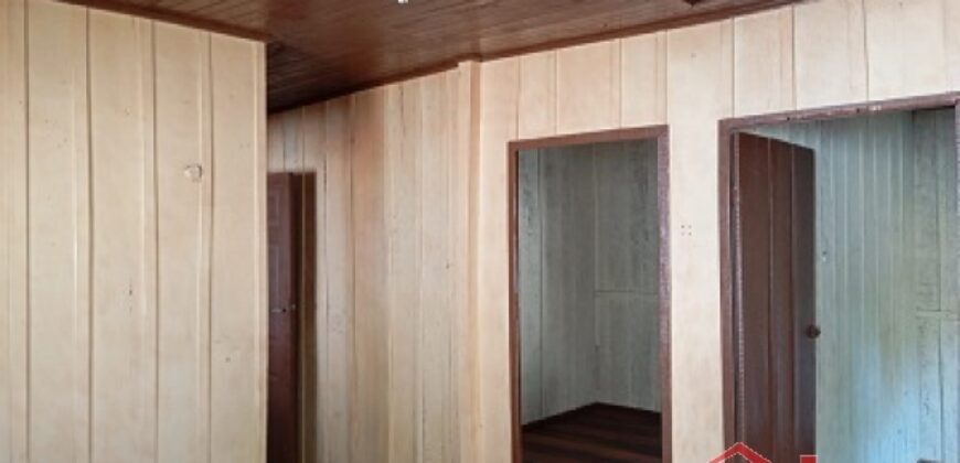 Casa Mista na Rua João Aurich