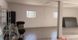 Moradia + Espaço Comercial!