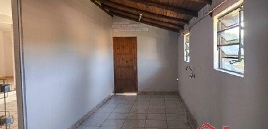 Moradia + Espaço Comercial!