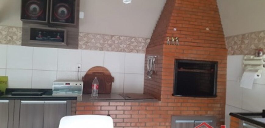 🏡✨ Casa com Piscina no Bairro Operário – Conforto e Lazer Completo!