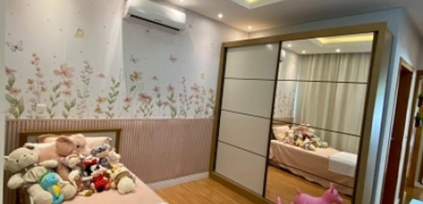 🏡 Casa de Excelente Padrão à Venda no Centro de Ibirama! 🌟