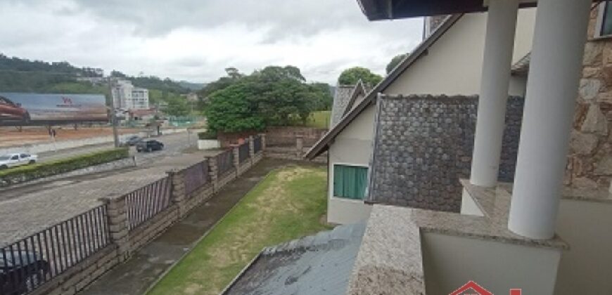 🏰✨ Castelo Exclusivo à Venda – Um Imóvel Único em Apiúna!