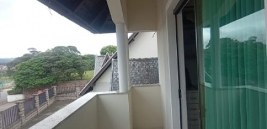 🏰✨ Castelo Exclusivo à Venda – Um Imóvel Único em Apiúna!