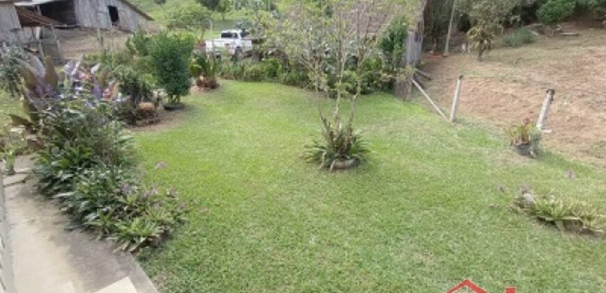 Seu refúgio no campo espera por você!