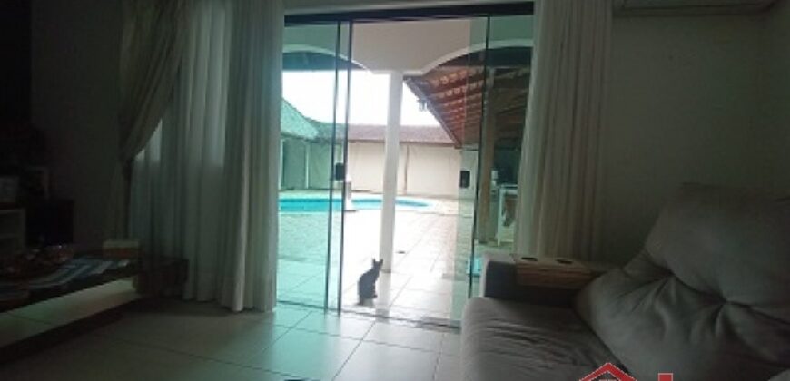 🏰✨ Castelo Exclusivo à Venda – Um Imóvel Único em Apiúna!