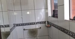 Casa com piscina no Ponto Chic