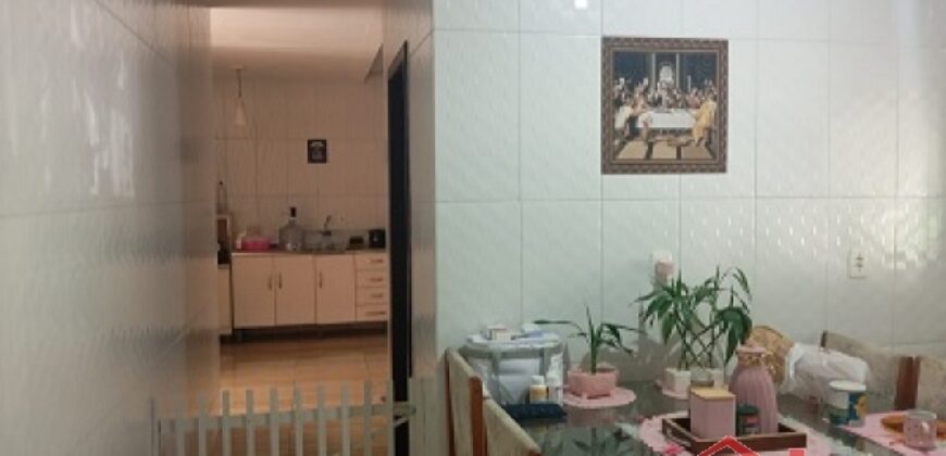 Casa com potencial de Investimento