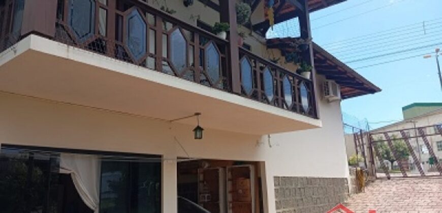 Oportunidade Imperdível – Casa Próxima à UDESC e IFC