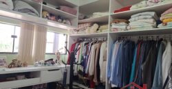 Casa com piscina no Ponto Chic