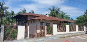 Oportunidade Imperdível – Casa Próxima à UDESC e IFC