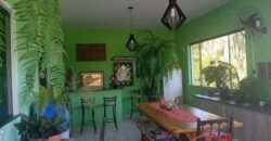 ✨ Encante-se com este imóvel completo em meio à natureza!