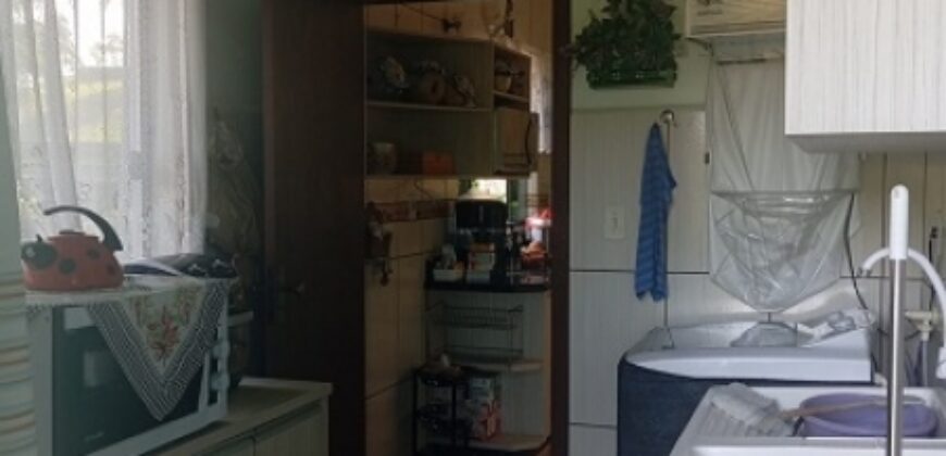 ✨ Encante-se com este imóvel completo em meio à natureza!