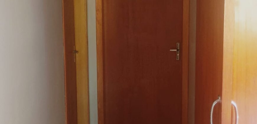 Casa de dois pavimentos na Rua João Aurich