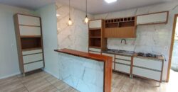 Casa de dois pavimentos na Rua João Aurich