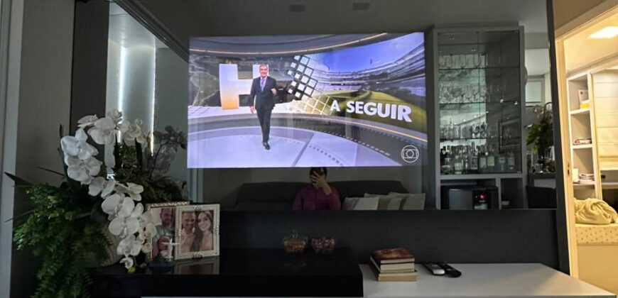 Apartamento finamente mobiliado