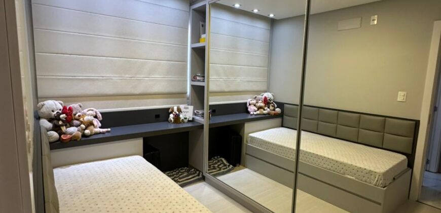 Apartamento finamente mobiliado