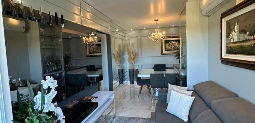 Apartamento finamente mobiliado